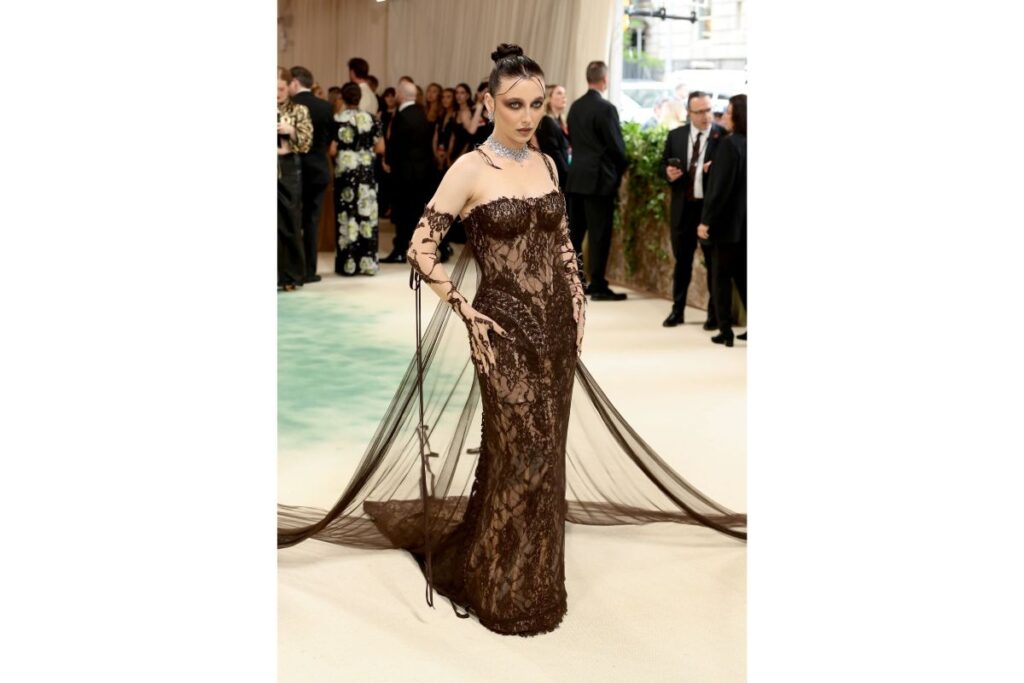 met gala 2024 emma chamberlain