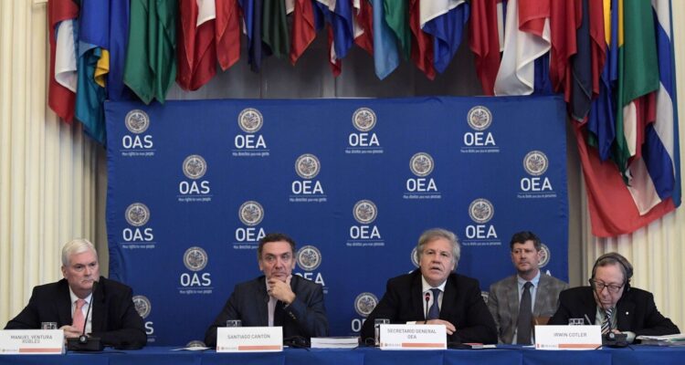 Expertos de la OEA urgen a la CPI a emitir órdenes de aprehensión contra perpetradores de delitos de lesa humanidad en Venezuela 1 venezuelaoea300518