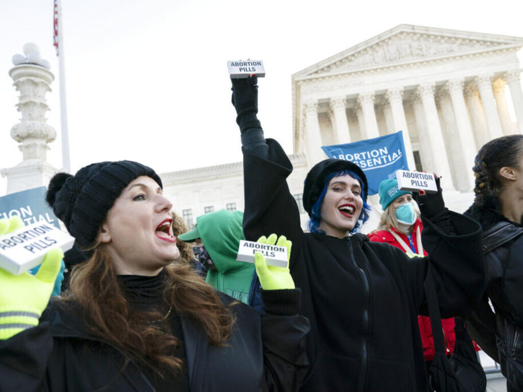 Corte Suprema de EE. UU. decidió por unanimidad permitir el acceso a píldoras para abortar 2 ABORTO1