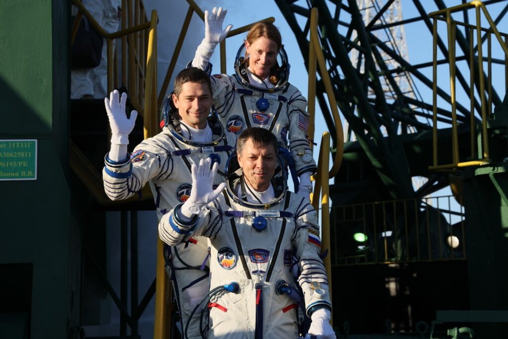 Cosmonauta ruso batió récord mundial tras mil días en el espacio 2 Cosmonauta