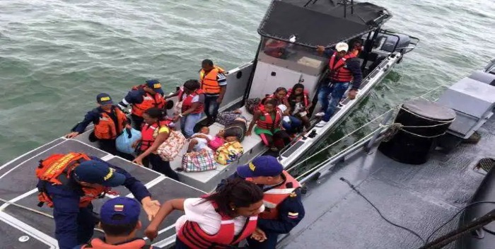Rescataron a 31 migrantes, entre ellos 16 venezolanos, abandonados en San Andrés y Providencia 2 Migarantes rescatados