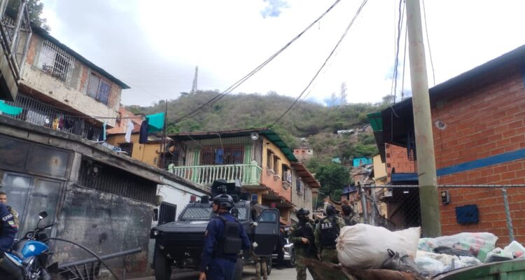 Cuatro delincuentes murieron en un enfrentamiento con funcionarios del Cicpc en Caracas 1 Operativo