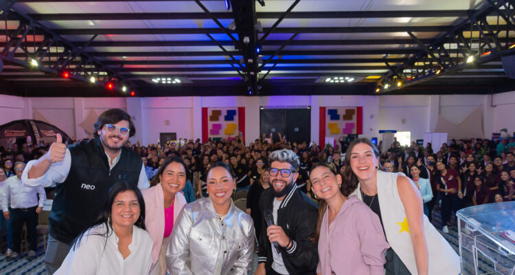 Fundación ConValores reunió a cientos de estudiantes en la edición 2024 de su evento EMPRENDO