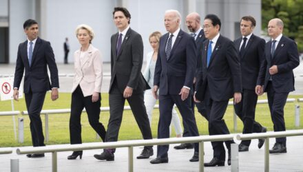 G7