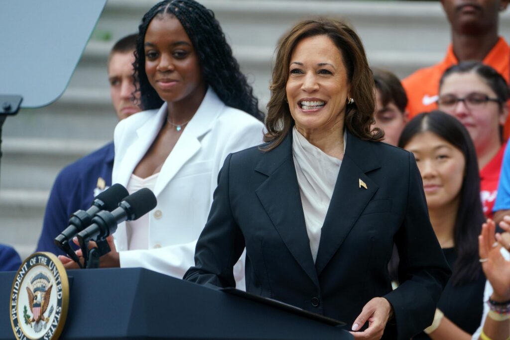 Kamala Harris mantiene en suspenso a los demócratas sobre su eventual candidatura presidencial 3 Kamala Harris
