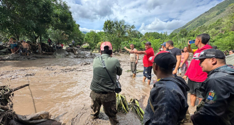 Presidente Maduro confirmó tres muertos y cuatro desaparecidos en Cumanacoa 1 Sucre