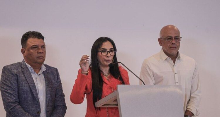 Alcaldes con Maduro