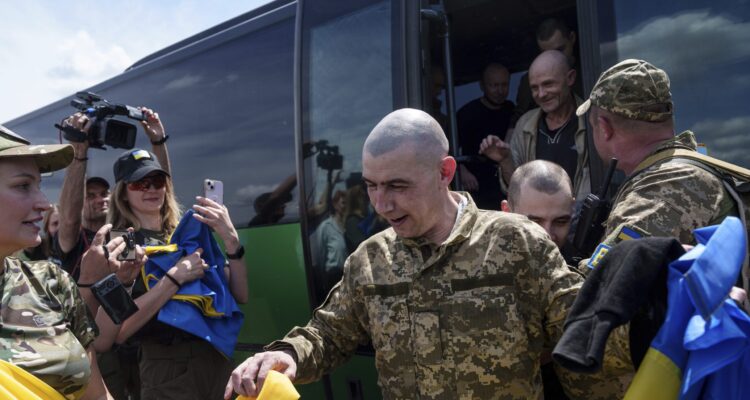 Rusia y Ucrania intercambiaron 95 prisioneros de guerra 1 Intercambio