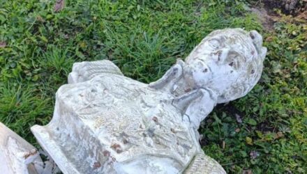 Busto de Simon Bolivar en Monte Sacro de Roma Italia 696x622 1