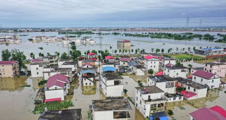 Más de 28.000 evacuados por las lluvias torrenciales en China 1 Tormentas en China