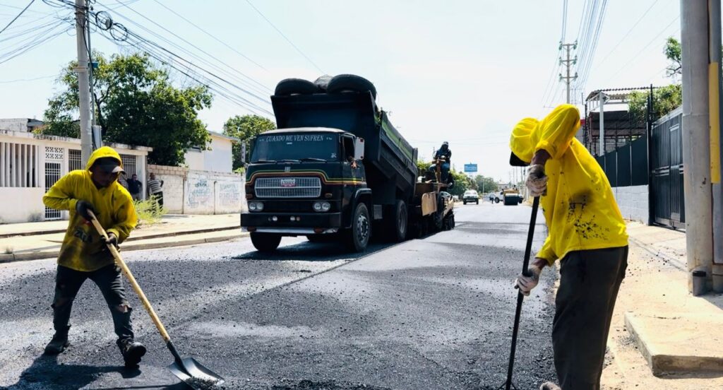 Gobernador Rosales inspeccionó trabajos de construcción, recuperación y modernización de obras 2 WhatsApp Image 2024 08 20 at 5.04.29 PM 1