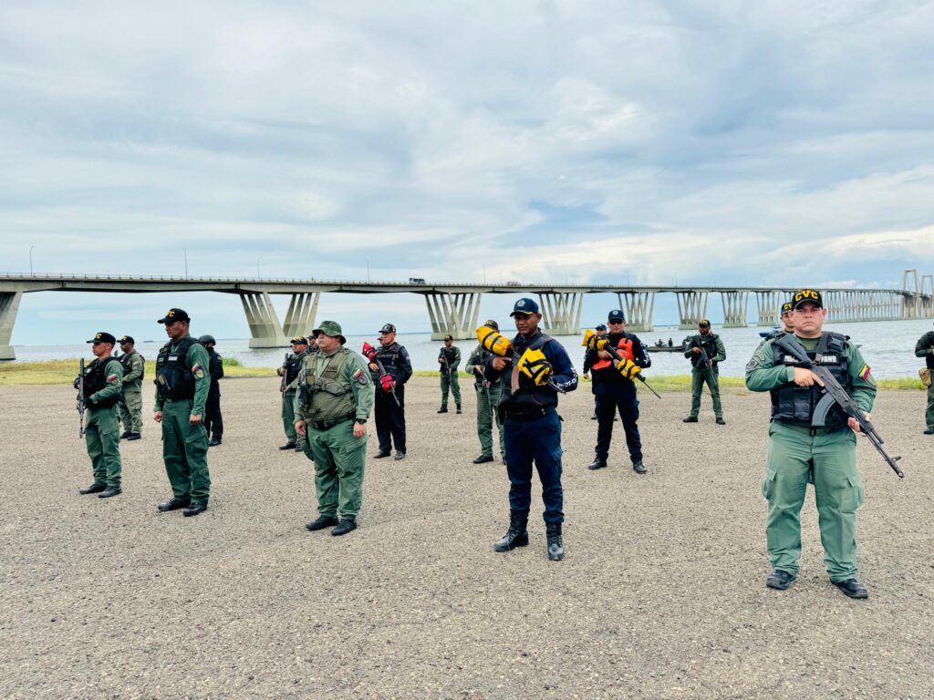 ¡Sin tregua al hampa! Organismos de Seguridad efectúan intenso despliegue vía terrestres y lacustre en el estado Zulia 5 WhatsApp Image 2024 08 26 at 10.58.54 AM 2