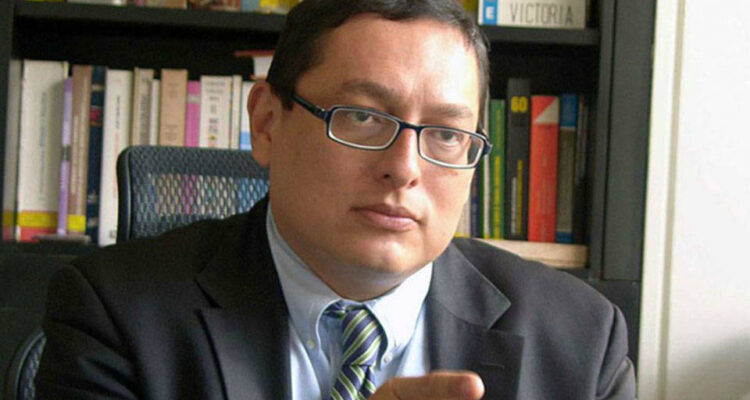 Edmundo González no ha pedido asilo en ninguna embajada dijo su abogado 1 Abogado de Edmundo González