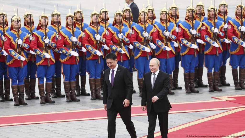 Putin «sin preocupación» en Mongolia, pese a la orden de captura de la CPI 2 Putin Magnolia