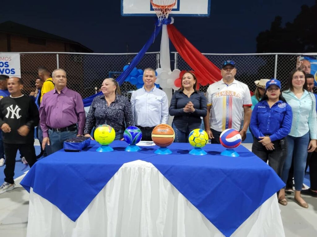 Gobernación del Zulia inauguró espacios deportivos y culturales en el municipio Santa Rita 3 WhatsApp Image 2024 09 03 at 2.48.40 PM 2