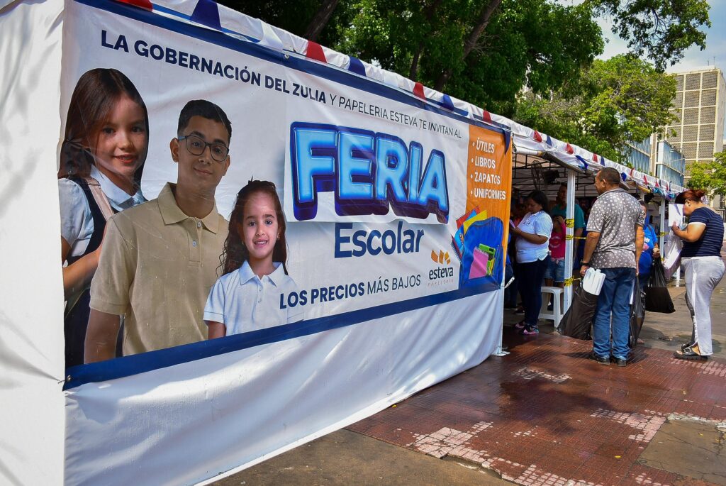 Feria Escolar de la Gobernación marcha con precios subsidiados y se extiende en todo el estado Zulia 2 WhatsApp Image 2024 09 13 at 7.43.19 PM
