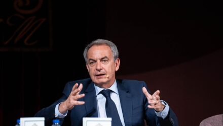 Zapatero dijo que no habló con nadie del Gobierno español sobre el rescate de la aerolínea 2 Zapatero