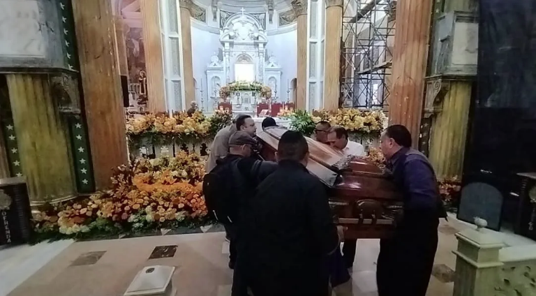 Así fue la emotiva despedida de don Tito Delgado en Cabimas 3 Despedida Tito