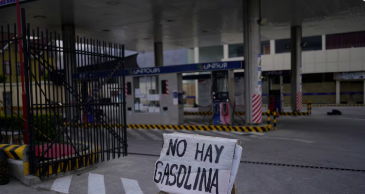El gobierno de Bolivia modificó el horario laboral ante la escasez de combustibles 1 Bolivia