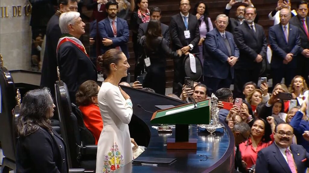 Sheinbaum prometió «garantizar todas las libertades» y negó «militarización» en México 3 Nueva presidenta