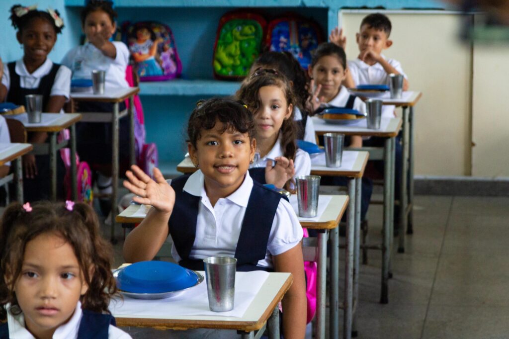 Se inició en el Zulia una nueva fase del Programa de Alimentación Escolar PAEZ 2 WhatsApp Image 2024 10 08 at 8.35.36 AM