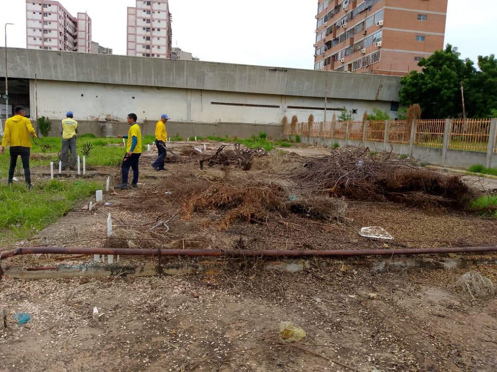 Gobernación de Zulia continúa con los operativos de saneamiento en Maracaibo 2 WhatsApp Image 2024 10 17 at 10.22.35 AM