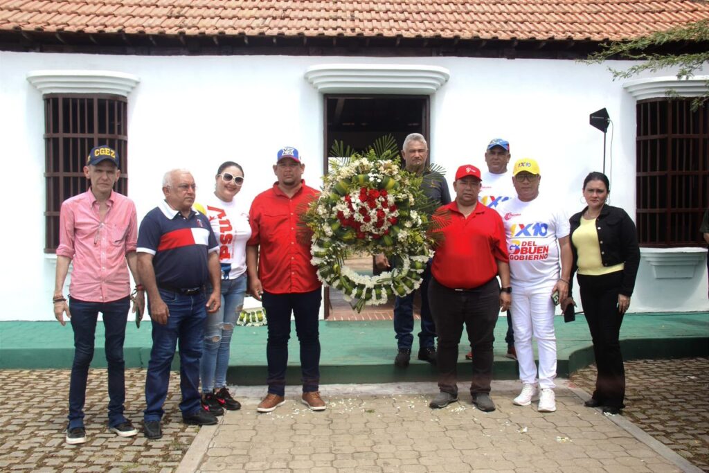 Honores al G/J Rafael Urdaneta en su casa natal por los 236 años de su natalicio 2 WhatsApp Image 2024 10 25 at 1.57.47 PM 1