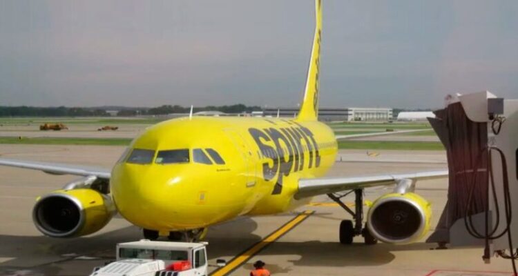Avión tiroteado