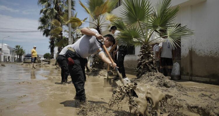 Al menos 200 distritos de la sierra de Perú están en riesgo ante caída de fuertes lluvias 1 Perú