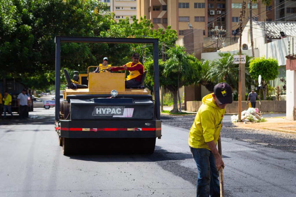 Gobernador Rosales inició los trabajos de construcción, recuperación y modernización del eje vial 9B en Maracaibo 4 WhatsApp Image 2024 11 20 at 2.44.26 PM 2