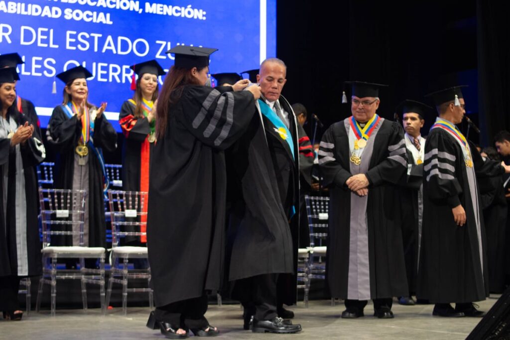 Gobernador Rosales en su honoris causa: «la educación es el instrumento de cambio para la vida, la sociedad y la familia» 4 WhatsApp Image 2024 11 25 at 4.14.45 PM
