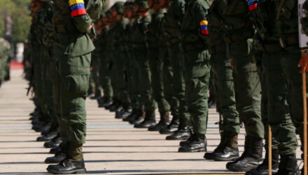 Militares