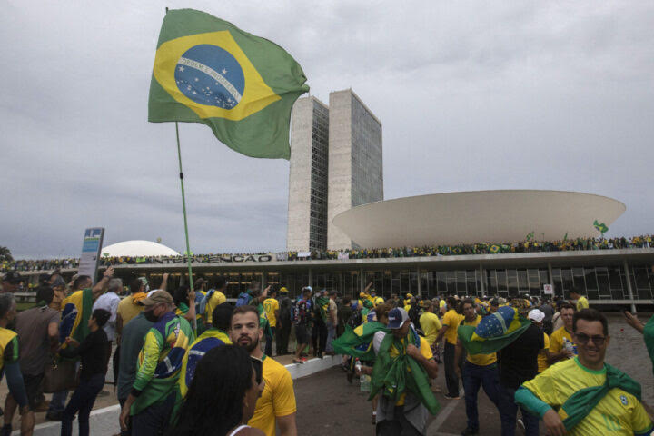 Intentos de golpe dividen y acosan a extrema derecha en Brasil 3 unnamed 8