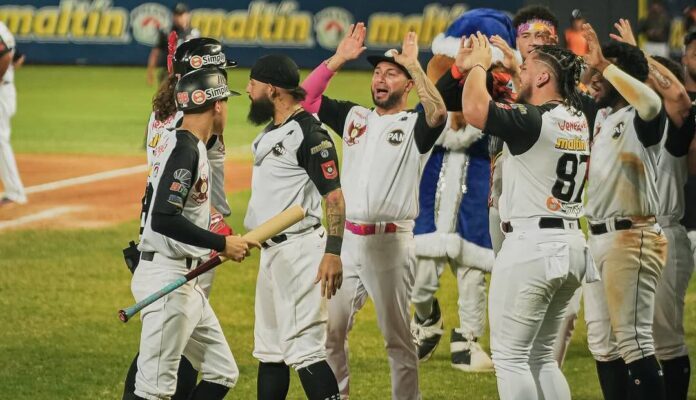 Así va la tabla de posiciones en la LVBP 1 Aguilas del Zulia 8 696x418 1