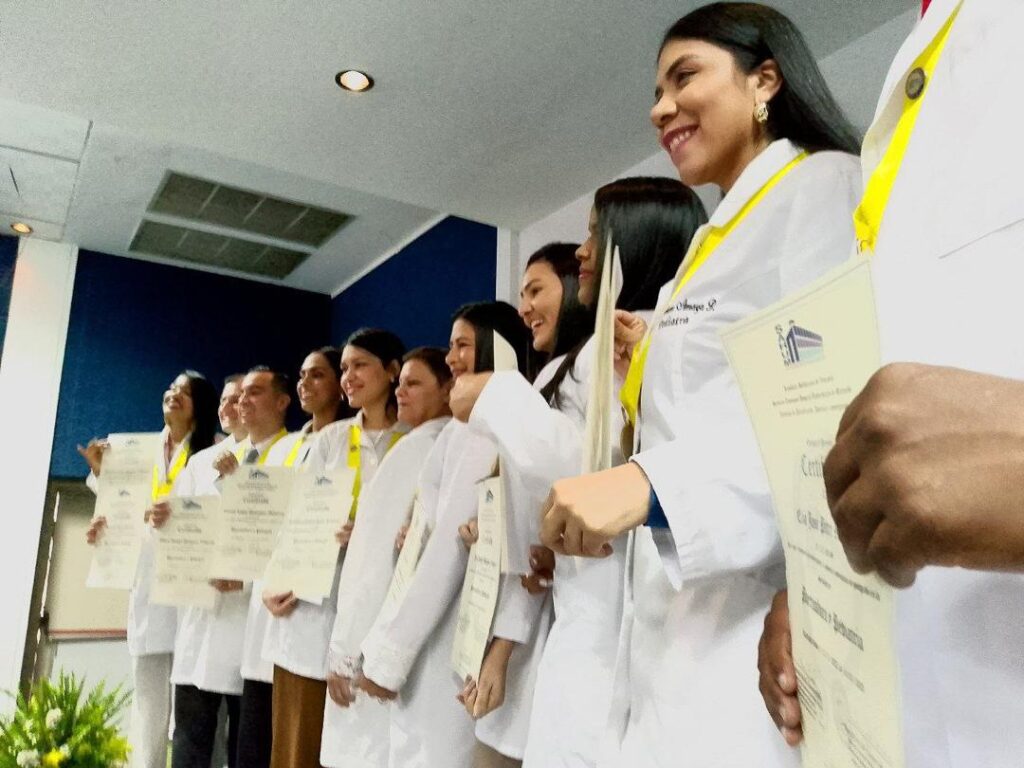La Casa de Salud y Saberes egresó a 88 nuevos especialistas y sub-especialistas 5 WhatsApp Image 2024 12 10 at 10.40.02 AM