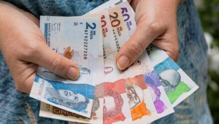 Pesos colombianos