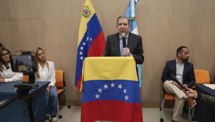 González