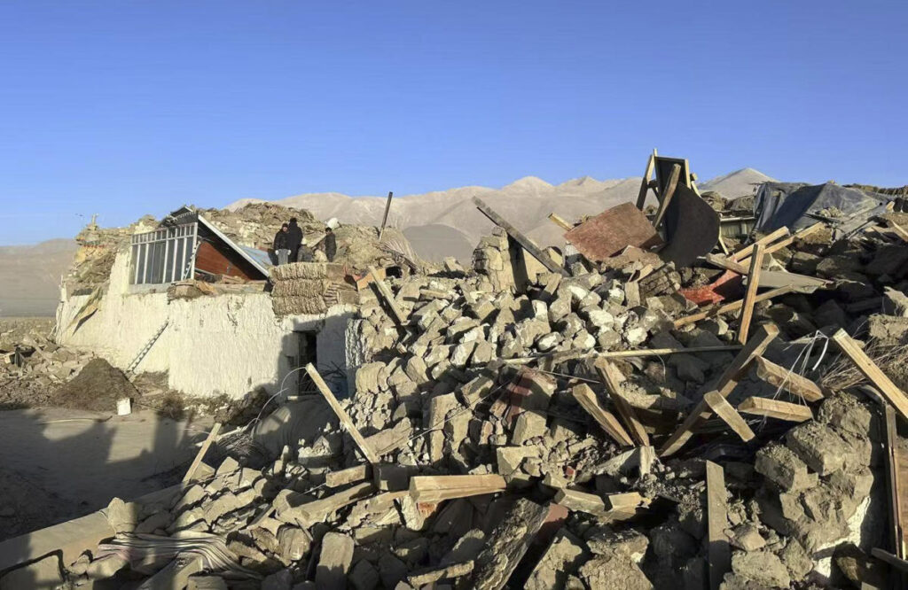Subió a 126 el número de muertos por terremoto en el Tibet 2 Sismo en el Tibet