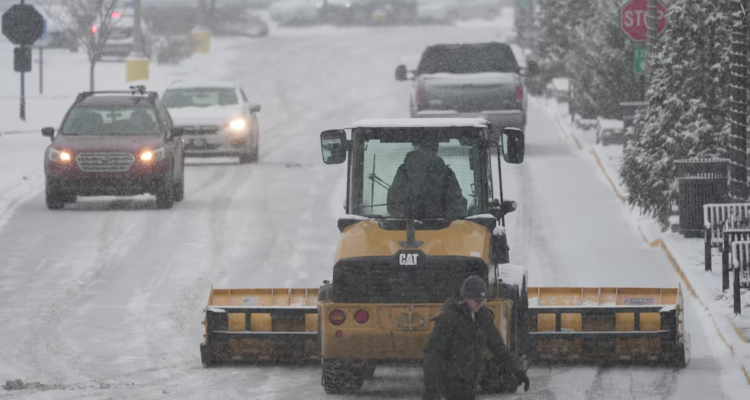 Temporal de nieve y viento dejó decenas de miles de personas sin electricidad en Eslovenia 1 Nieve Tormenta
