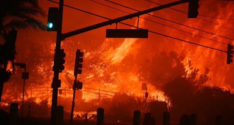 Subió a 25 la cifra de muertos por incendios en Los Ángeles 1 Incendios