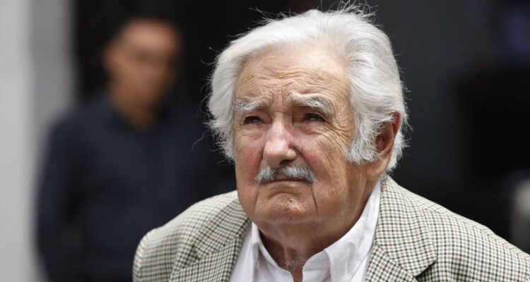 mujica pepe knT U230488170680K8F 1200x840@RC