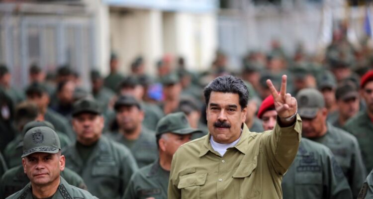 Presidente Maduro ordenó masivo despliegue militar y policial en todo el país antes de su juramentación 1 Maduro despliegue militar
