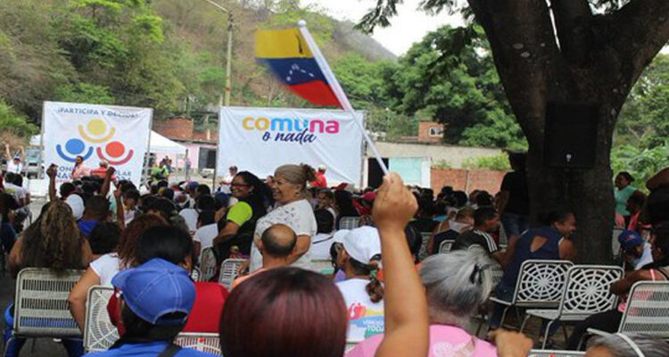 Maduro libera los recursos para proyectos comunales