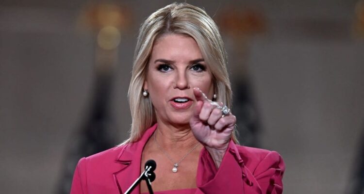Fiscal Pam Bondi