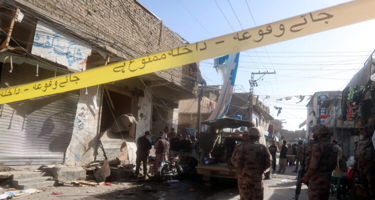Ataque suicida a una mezquita en el norte de Pakistán dejó cuatro muertos y 10 heridos 1 Mezquita