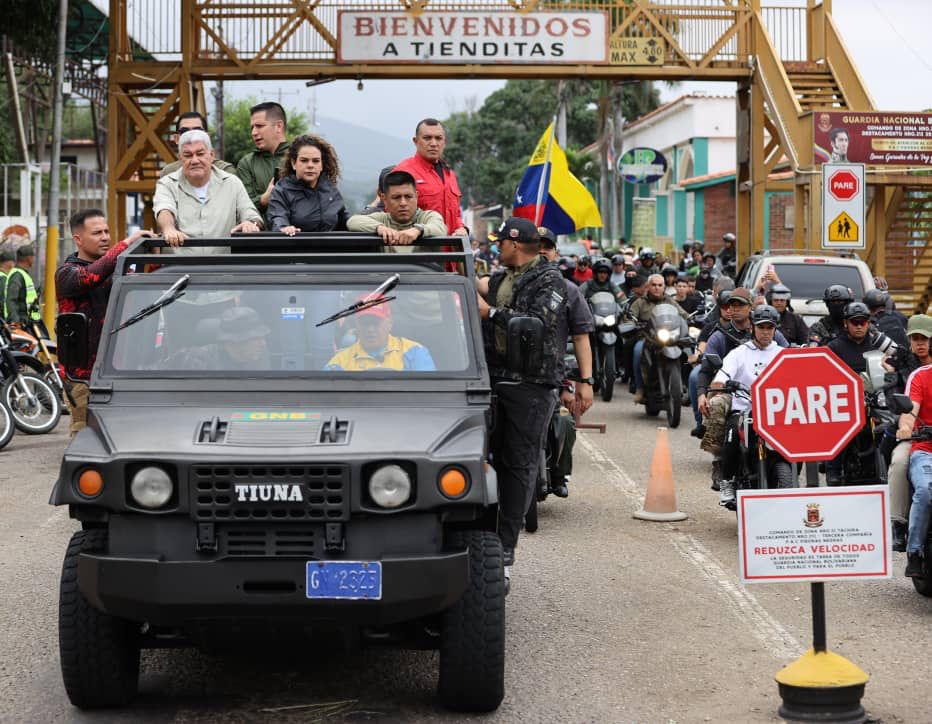 A seis años de la Batalla de los Puentes, Venezuela consolida la fusión popular, militar y policial 3 PHOTO 2025 02 23 17 28 18 1