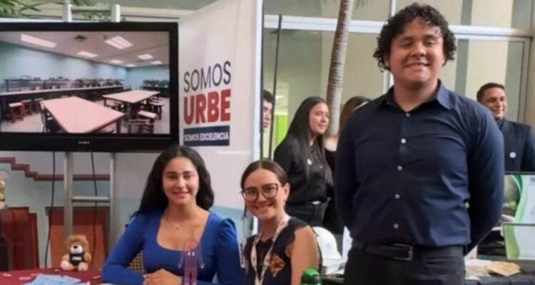 Estudiantes de Diseño Gráfico