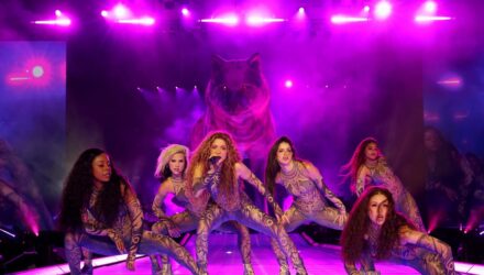 Shakira tour