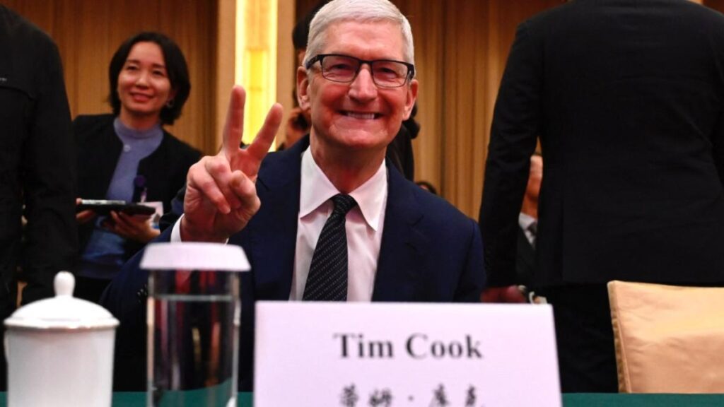 Tim Cook