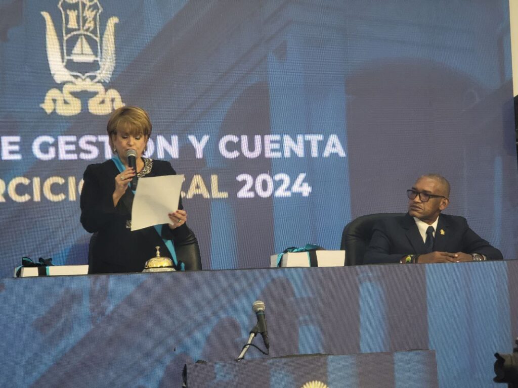 Gobernador Manuel Rosales presentó ante el parlamento zuliano su informe de gestión y cuenta 2024 2 WhatsApp Image 2025 02 03 at 3.39.22 PM
